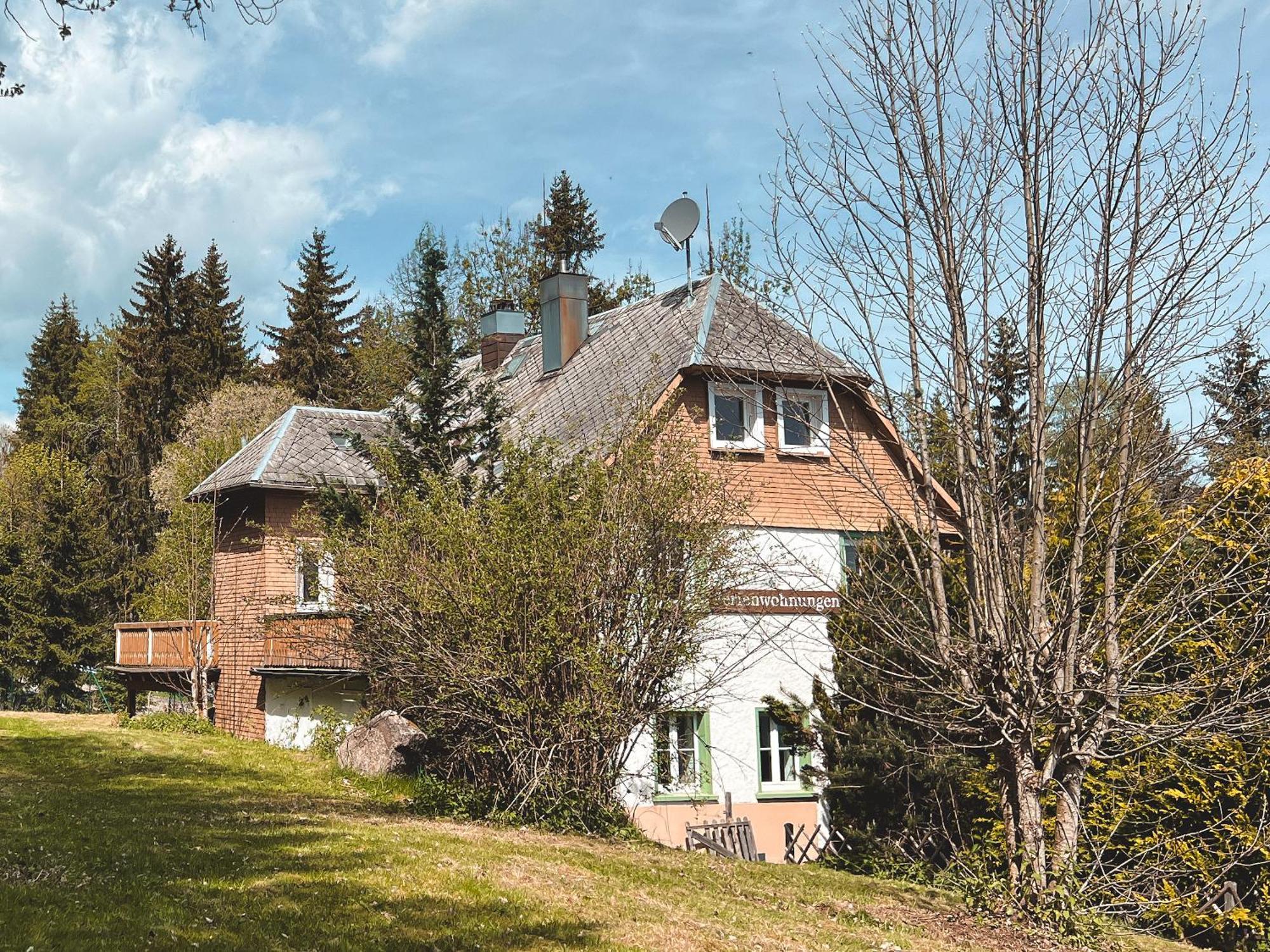 Haus Tanneck - Ferienwohnungen - Titisee - Feldberg Feldberg  Exterior photo