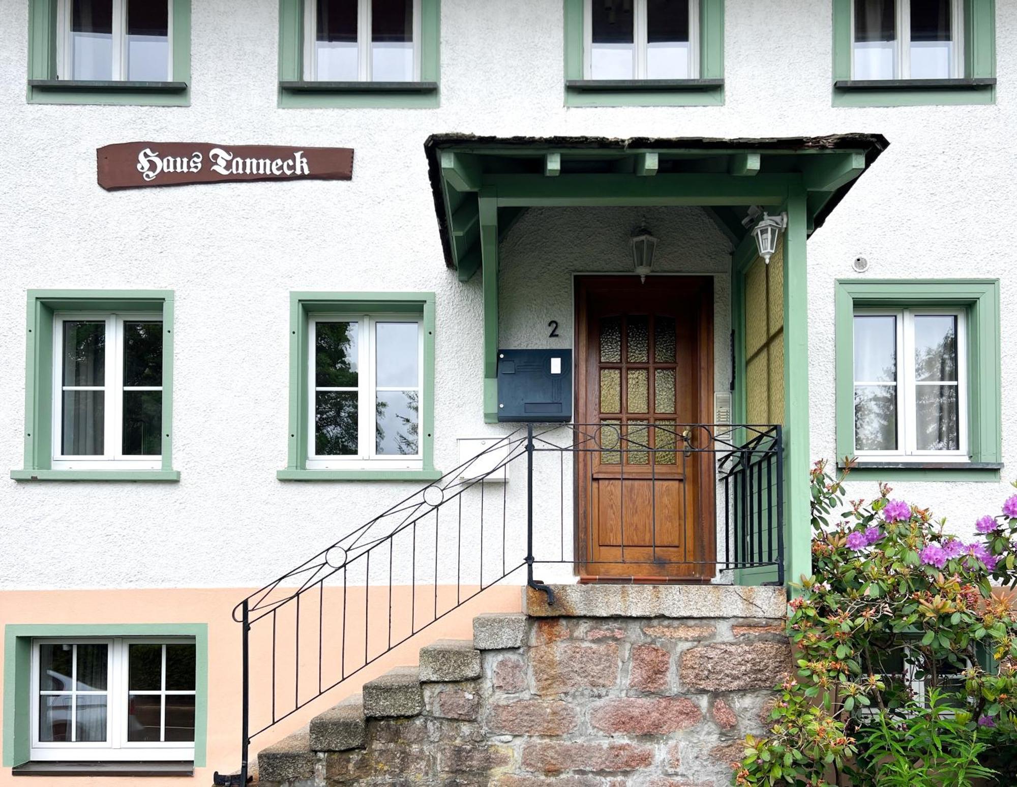 Haus Tanneck - Ferienwohnungen - Titisee - Feldberg Feldberg  Exterior photo